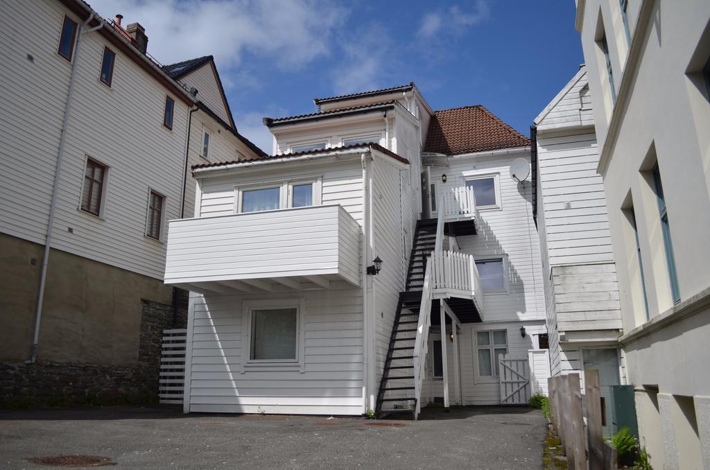 Apartment Ls